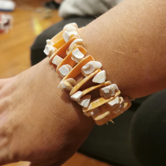 Pink Coral necklace and bracelet - Picture 4 of 4